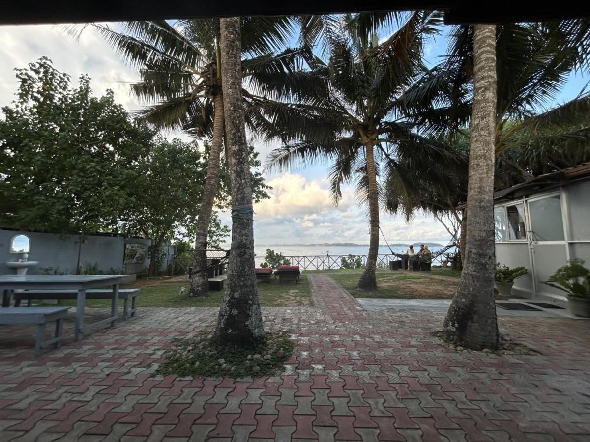 Kenno'S Korner Hotel Weligama Buitenkant foto