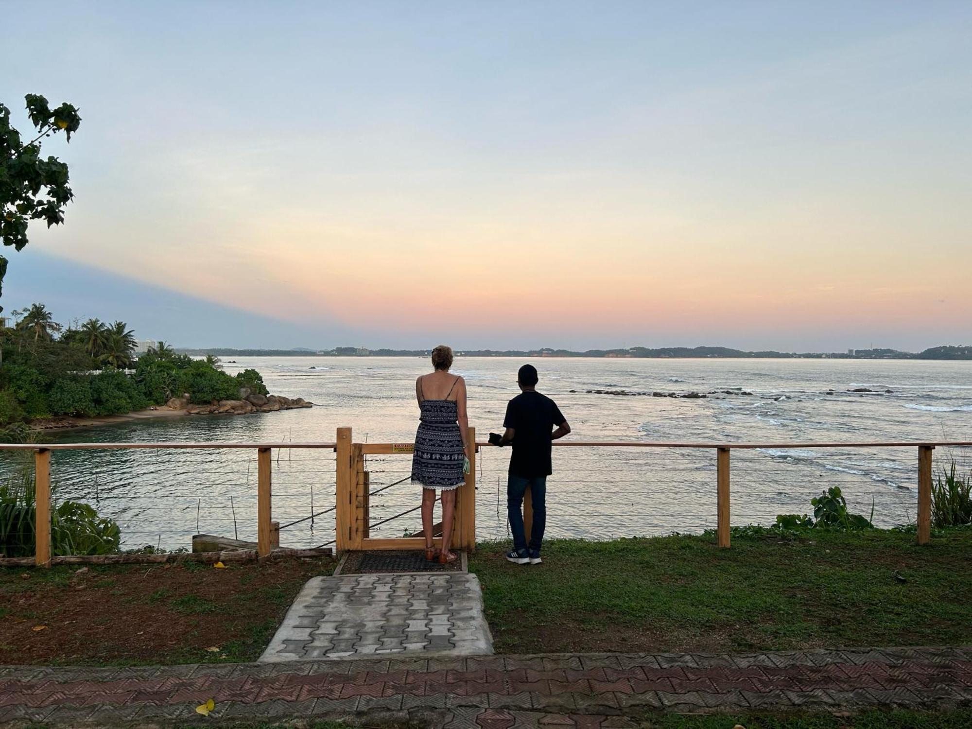 Kenno'S Korner Hotel Weligama Buitenkant foto