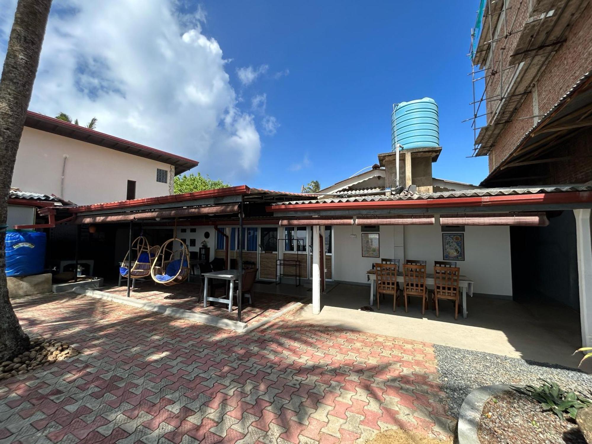 Kenno'S Korner Hotel Weligama Buitenkant foto